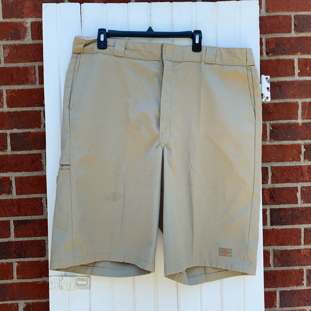 Dickies Tan Shorts